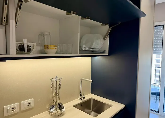 Tirana Center Sav City Blavus Appartement *