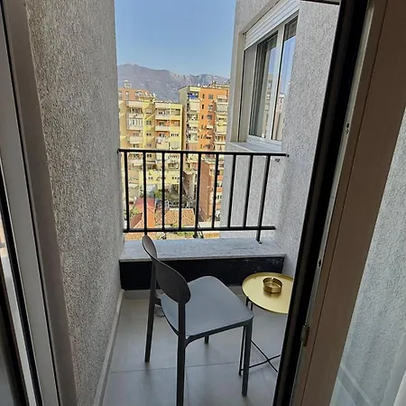 Sav Blavus Center * Tirana